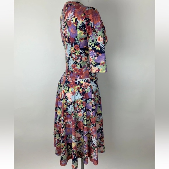 Lularoe Nicole Tropical Stretch Dress. Eligible 3/$25 - Picture 9 of 10